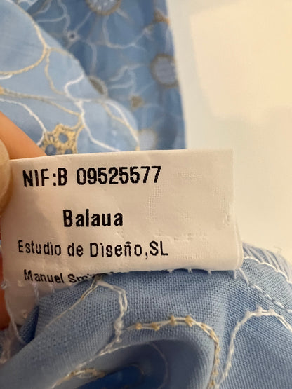 TRIANA BY C. Blusa azul bordada flores T.m