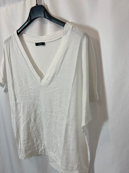 PARFOIS. Camiseta blanca cuello pico. T S/M
