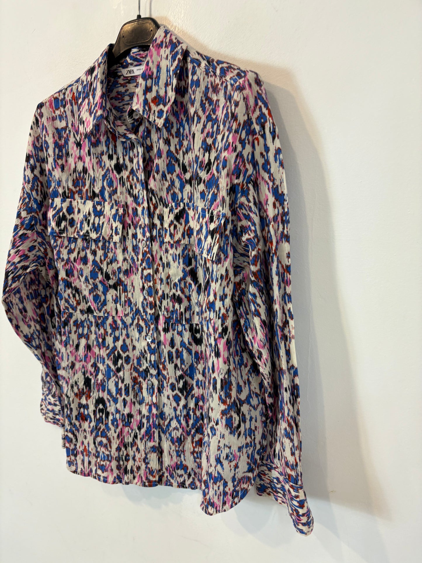 ZARA. Conjunto tie dye fluido