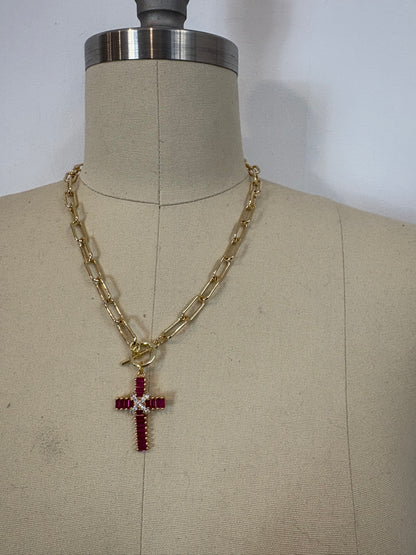 OTRAS. Gargantilla dorada cruz