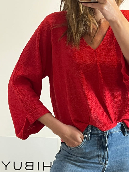 ZARA. Textured red knit top. TS