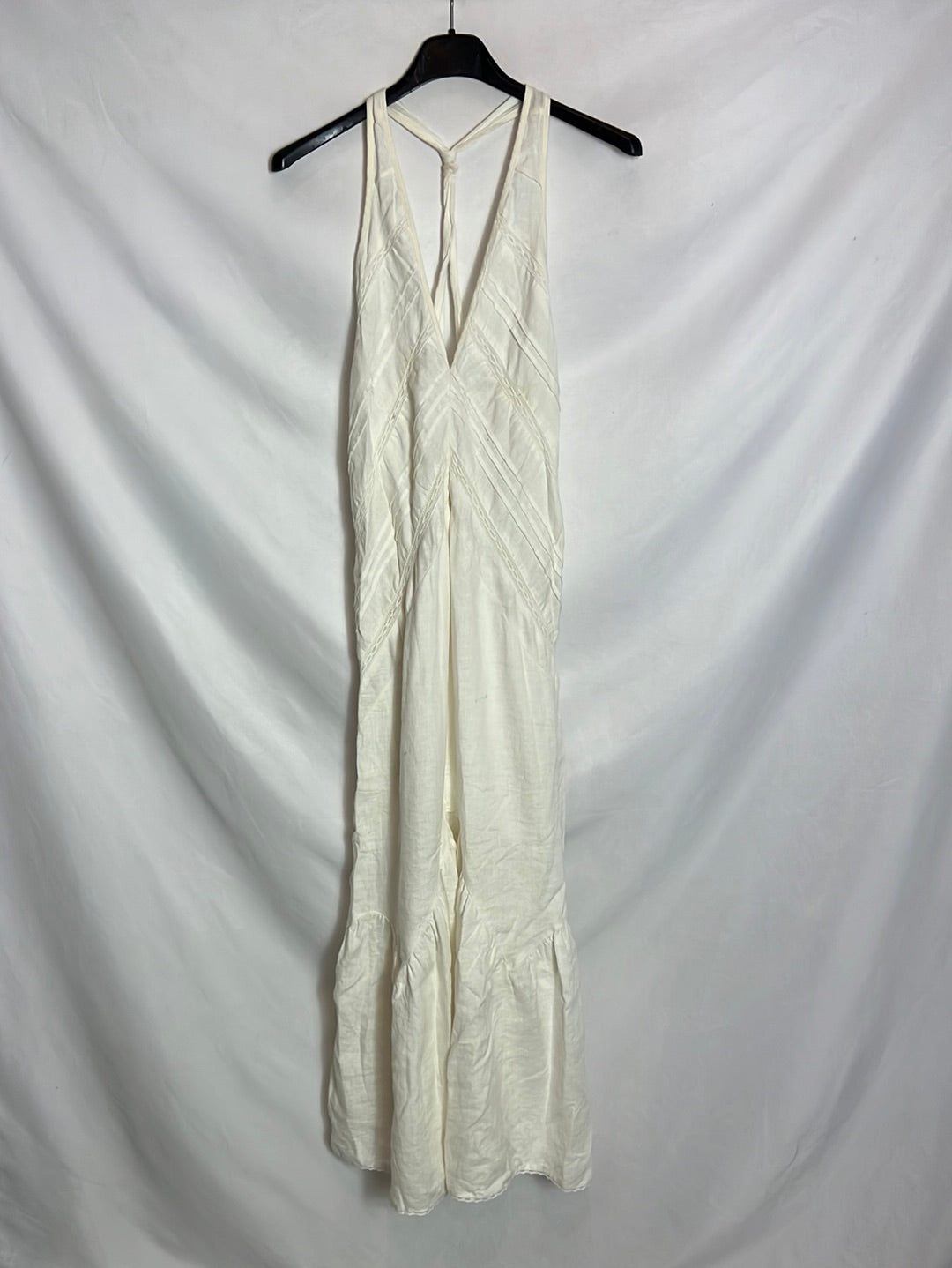 Long linen and charm dress. TS