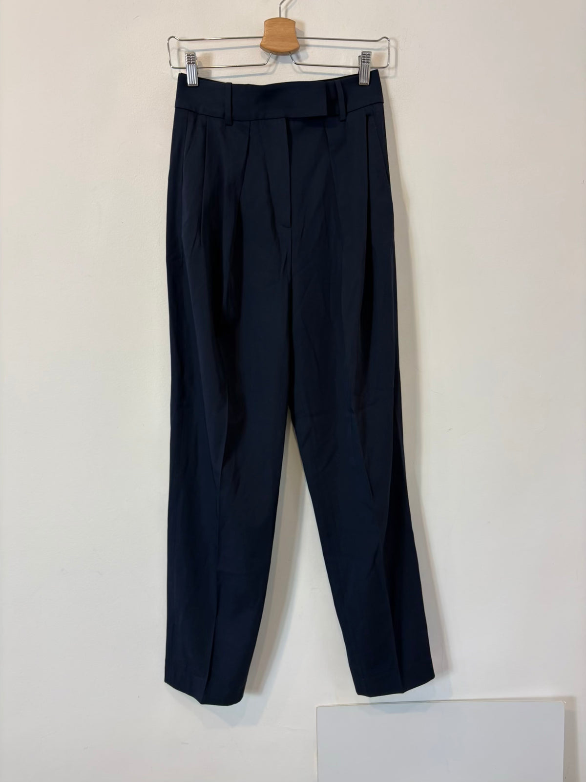 MASSIMO DUTTI STUDIO. Pantalón azul pinzas lana