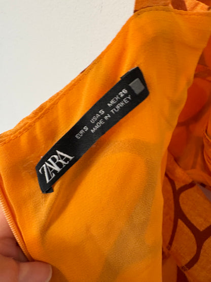 ZARA. Vestido midi estampado aberturas