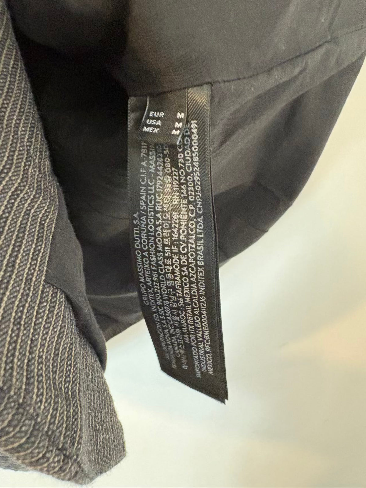 MASSIMO DUTTI. Conjunto gris marengo textura