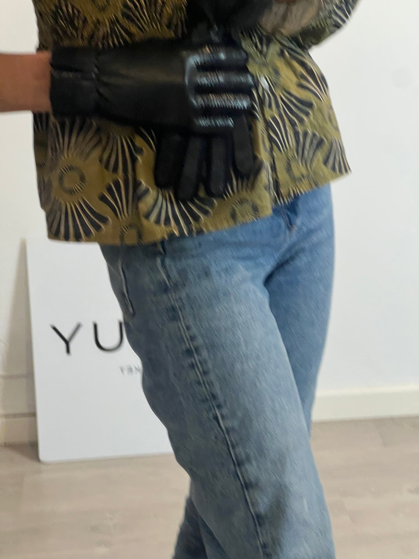 OTRAS. Guantes lana y piel