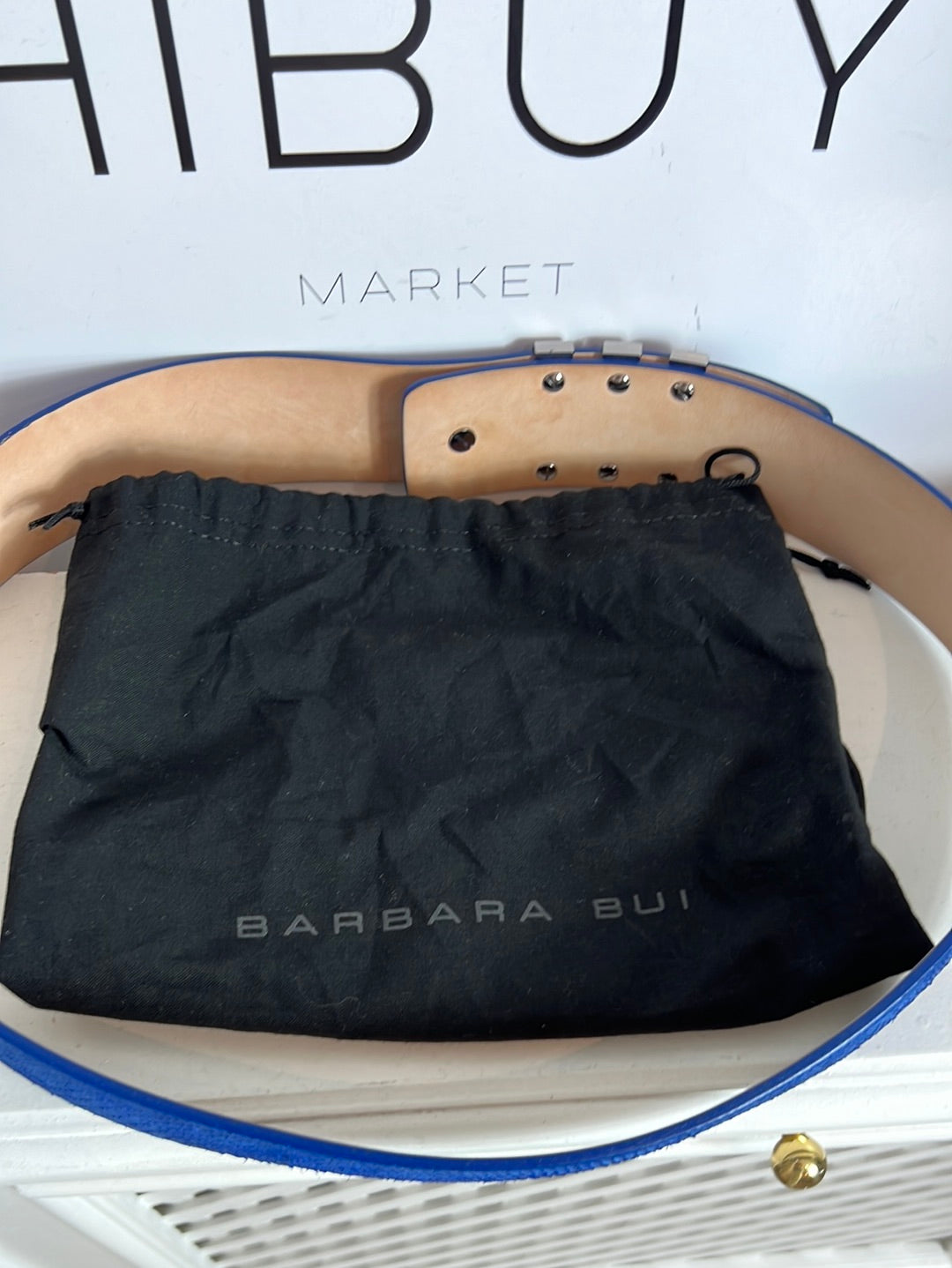 BARBARA BUI. Cinturón piel azul textura. T 95