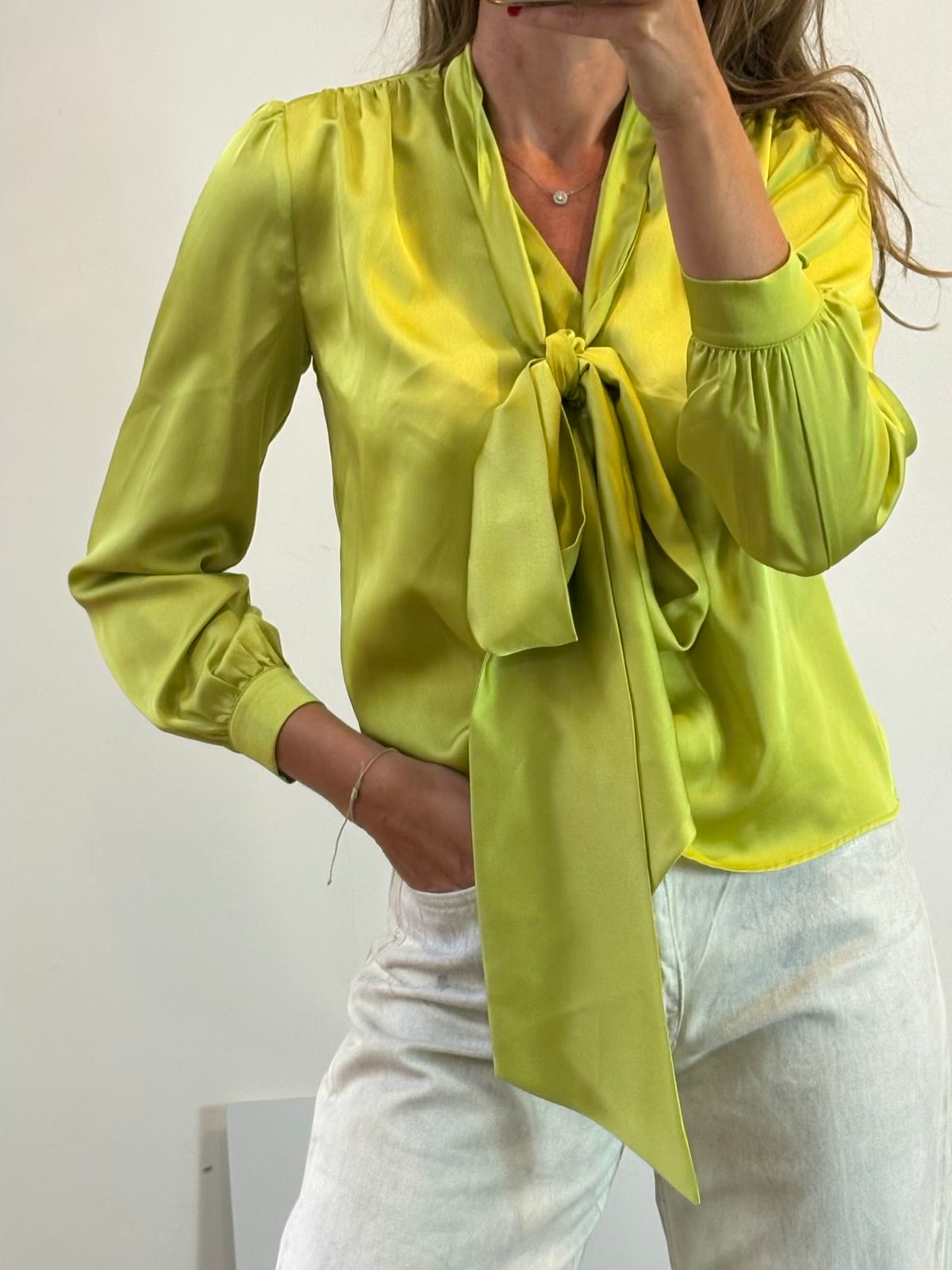 BIMANI. Blusa verde satinada lazada