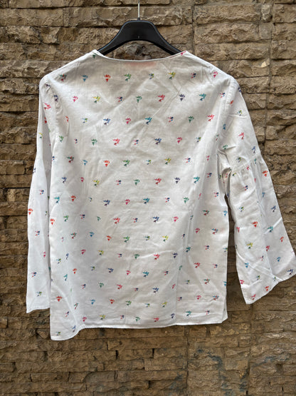 VILAGALLO. Blusa blanca dibujos