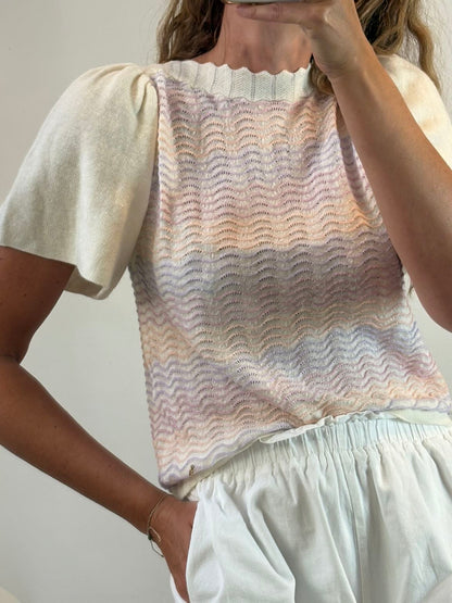 DES PETITS HAUTS. Top punto detalles colores
