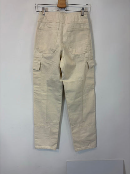 ZARA. Denim beige bolsillos