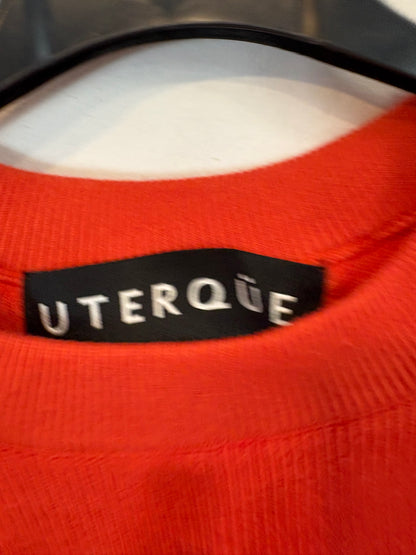UTERQÜE. Jersey rojo detalle hombros