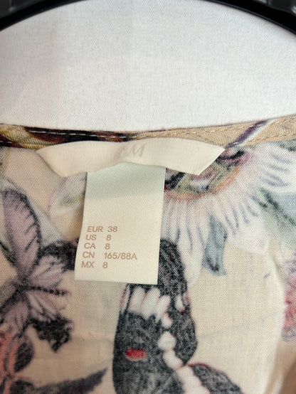 H&amp;M. Printed wrap blouse. T 38