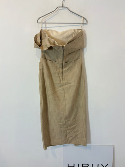 ZARA. Vestido midi beige palabra de honor