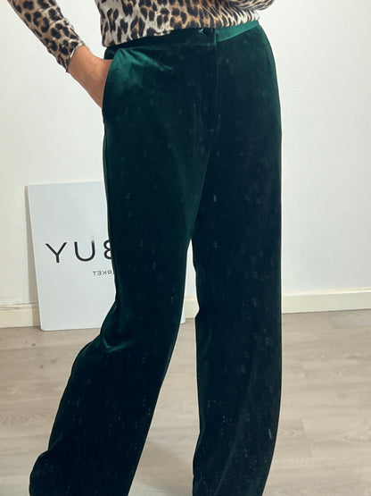 ATTENTIF. Pantalón terciopelo verde. T 40