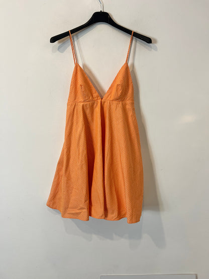 ZARA. Vestido corto naranja rayas