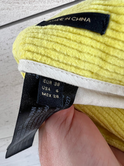 MASSIMO DUTTI. Pantalón pana amarillo  T.38