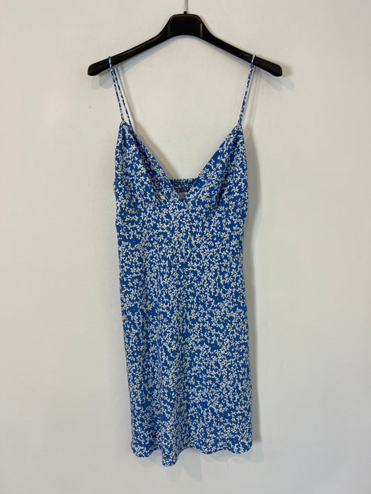 ZARA. Vestido corto flores fluido. T S