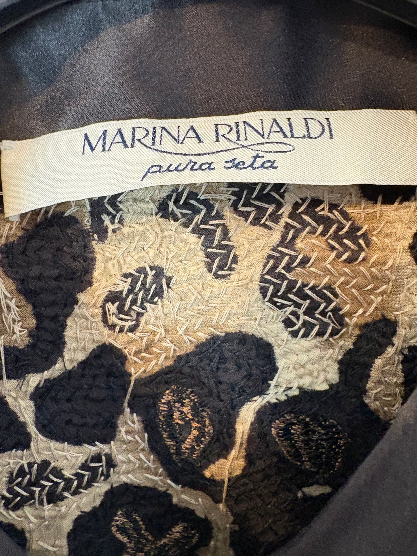 MARINA RINALDI. Blusa seda animal print lentejuelas
