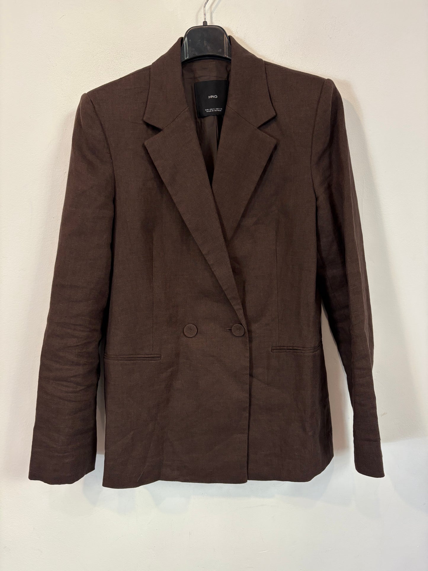 MANGO.  Traje de chaqueta lino marrón