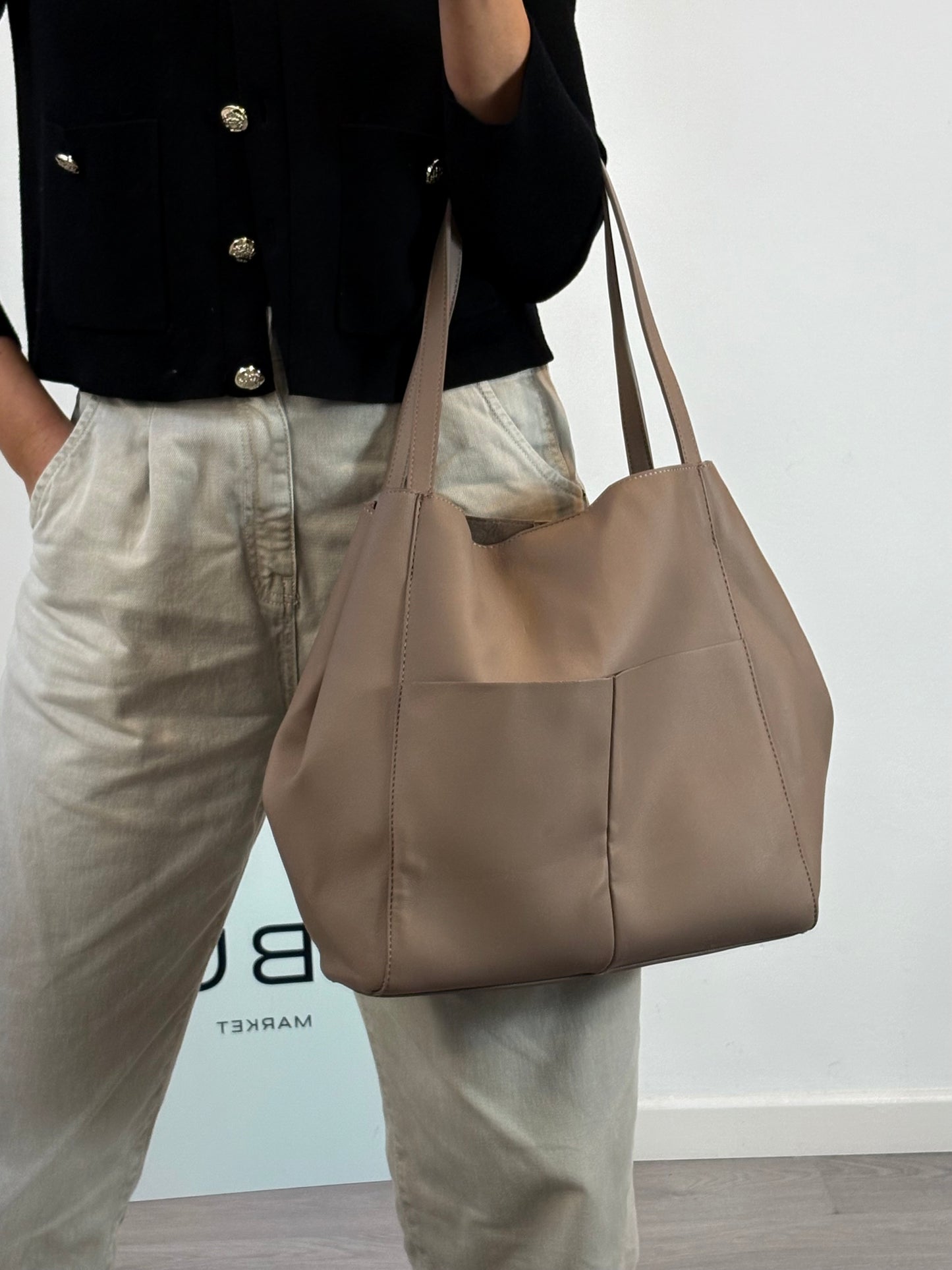 IMAN. White ribbed top Tm