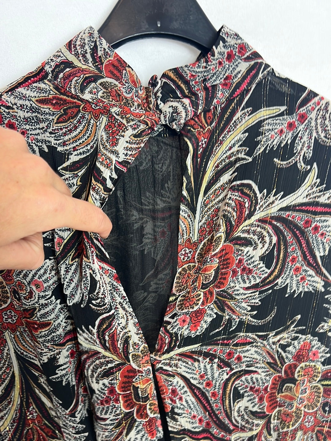 MANGO. Vestido midi estampado hilos drados. T M