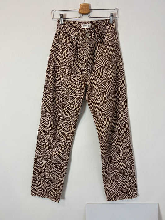 PULL&BEAR. Denim estampado retro. T 38