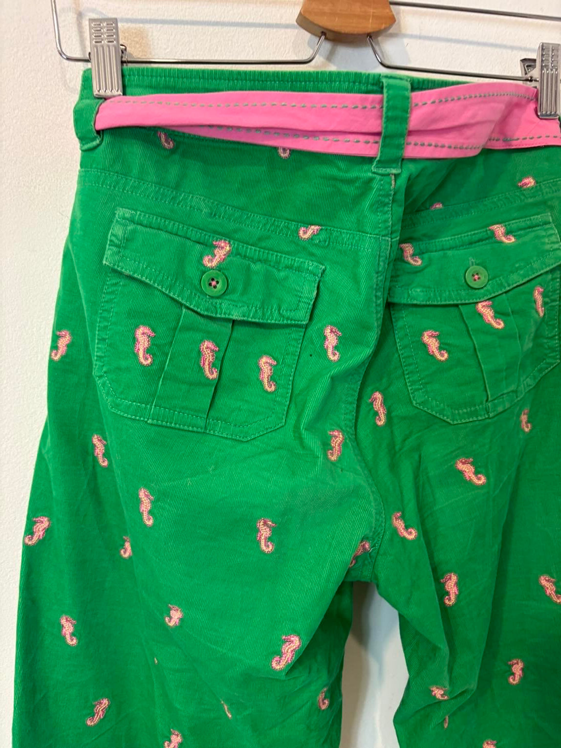 LILLY PULITZER. Pantalón verde textura Sea Horse