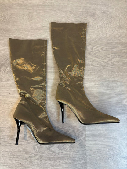 EL CORTE INGLES. Botas altas tela doradas. T 40