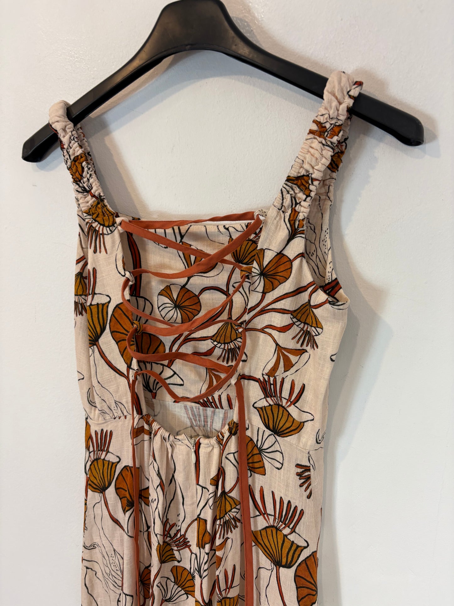 BYAN. Vestido largo estampado espalda