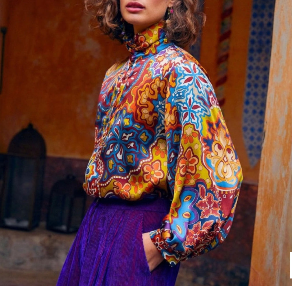 MOMONÍ. Blusa seda estampada