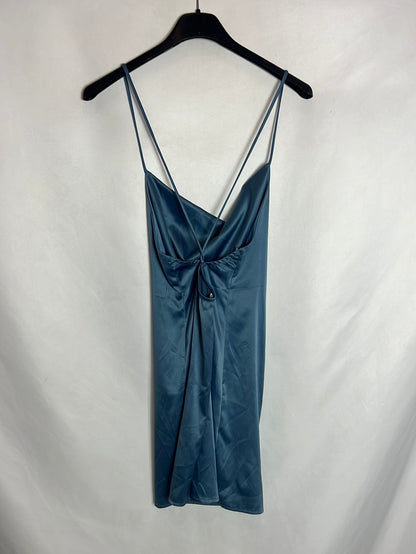 PULL&BEAR . Vestido corto azul satinado. T XS