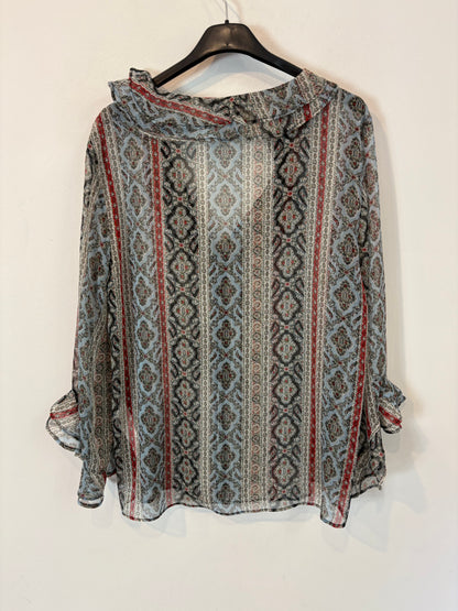 ZARA. Flowy blue printed blouse. TS