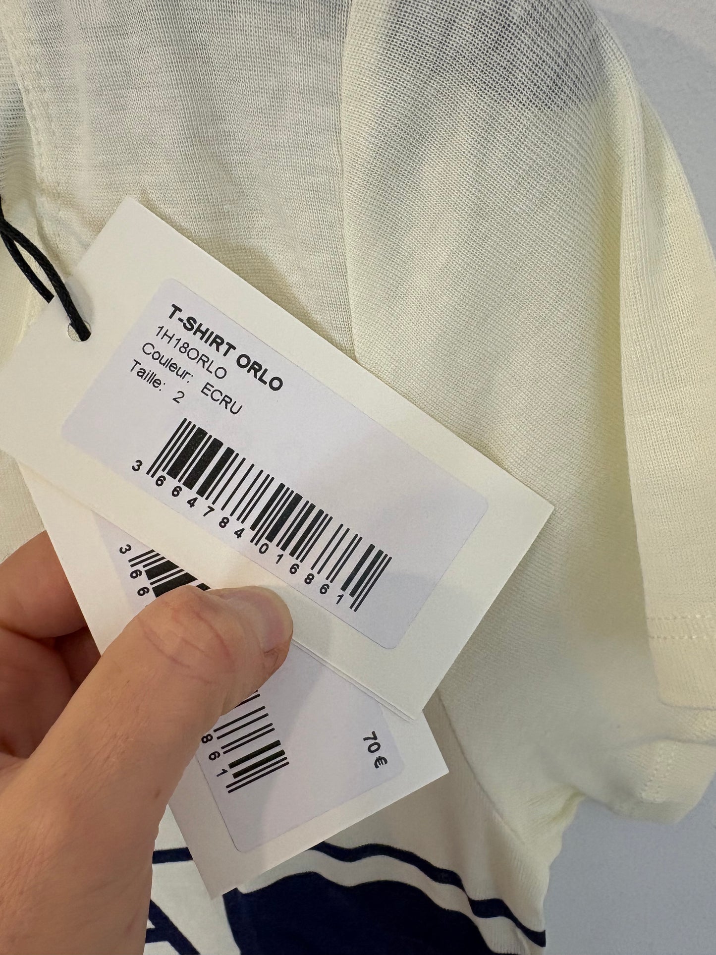 BA&SH. Camiseta color crudo letras azules