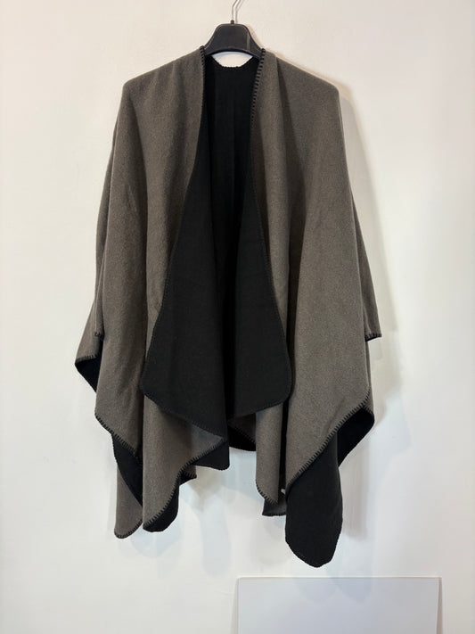 BARILOCHE. Houndstooth trousers size 36