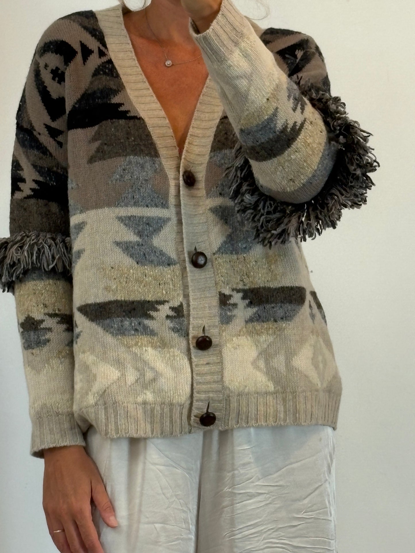 WEEKEND MaxMara. Fringed knit jacket. TM