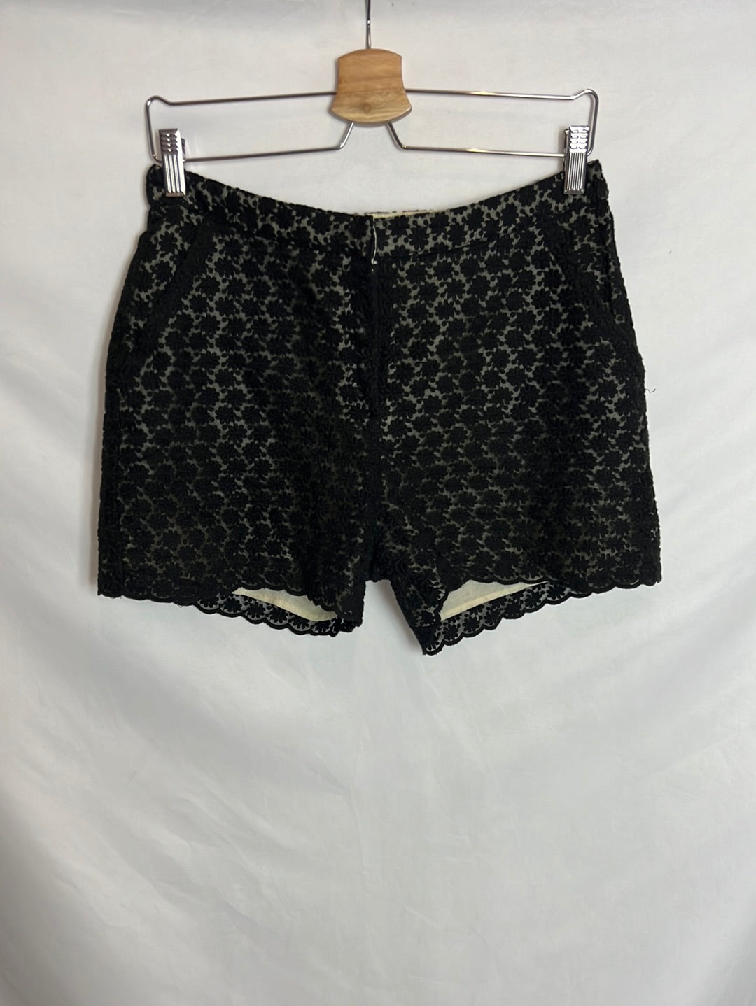 MANOUSH. Semi-sheer embroidered shorts. Size 38