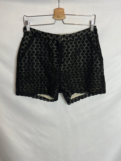 MANOUSH. Semi-sheer embroidered shorts. Size 38