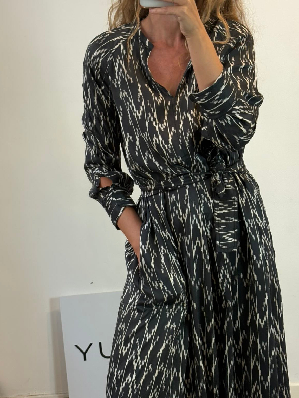 ISABEL MARANT. Vestido largo seda con cinturón