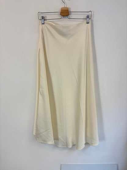 ZUBI. Falda larga satinada