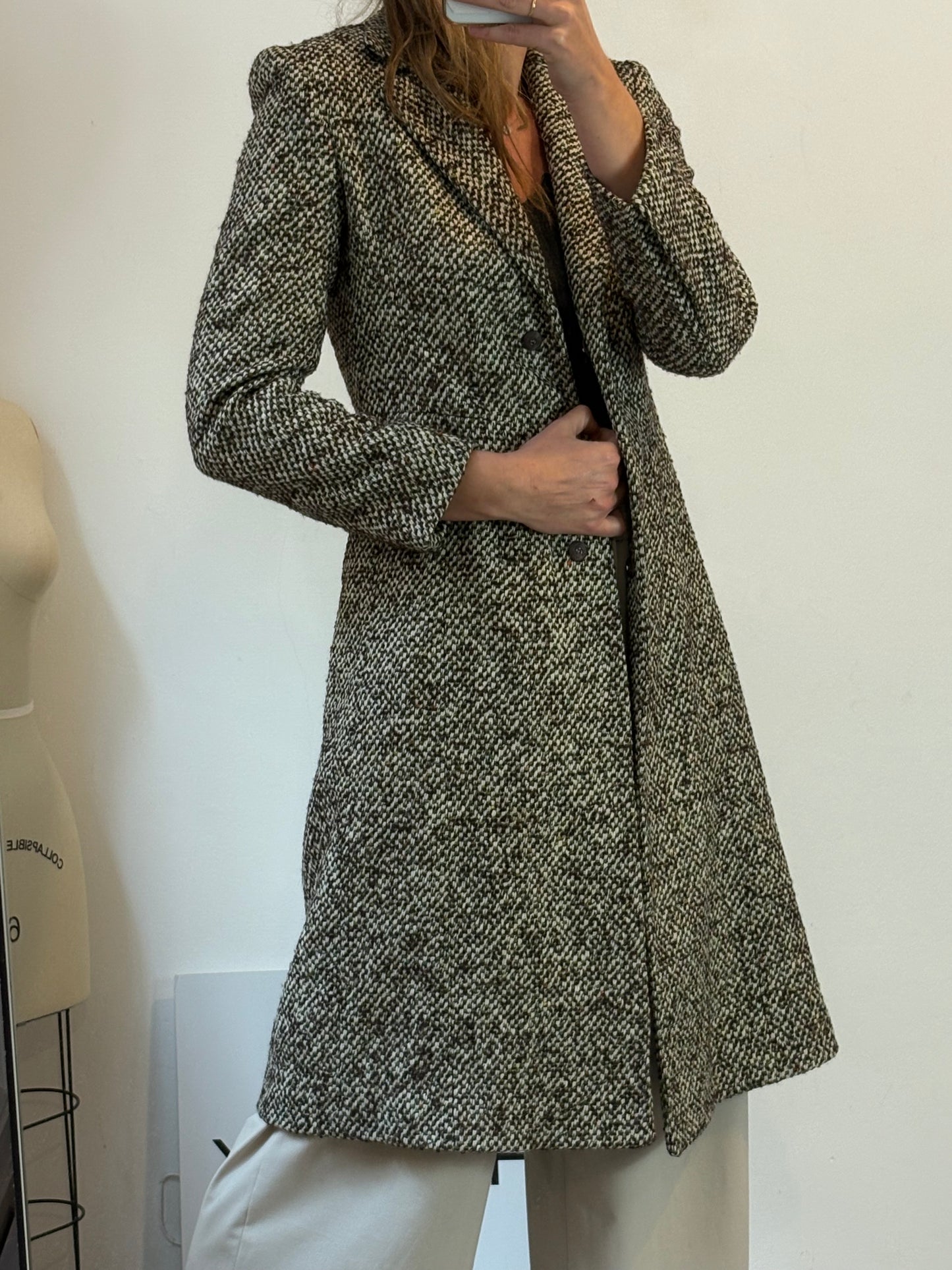 ROBERTO TORRETTA. Abrigo verde jaspeado lana