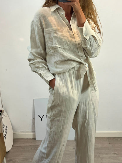 MANGO. Total look beige algodón