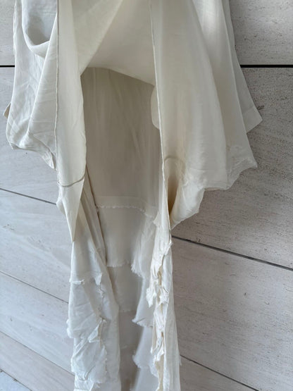 ZARA. Vestido midi color crudo texturas