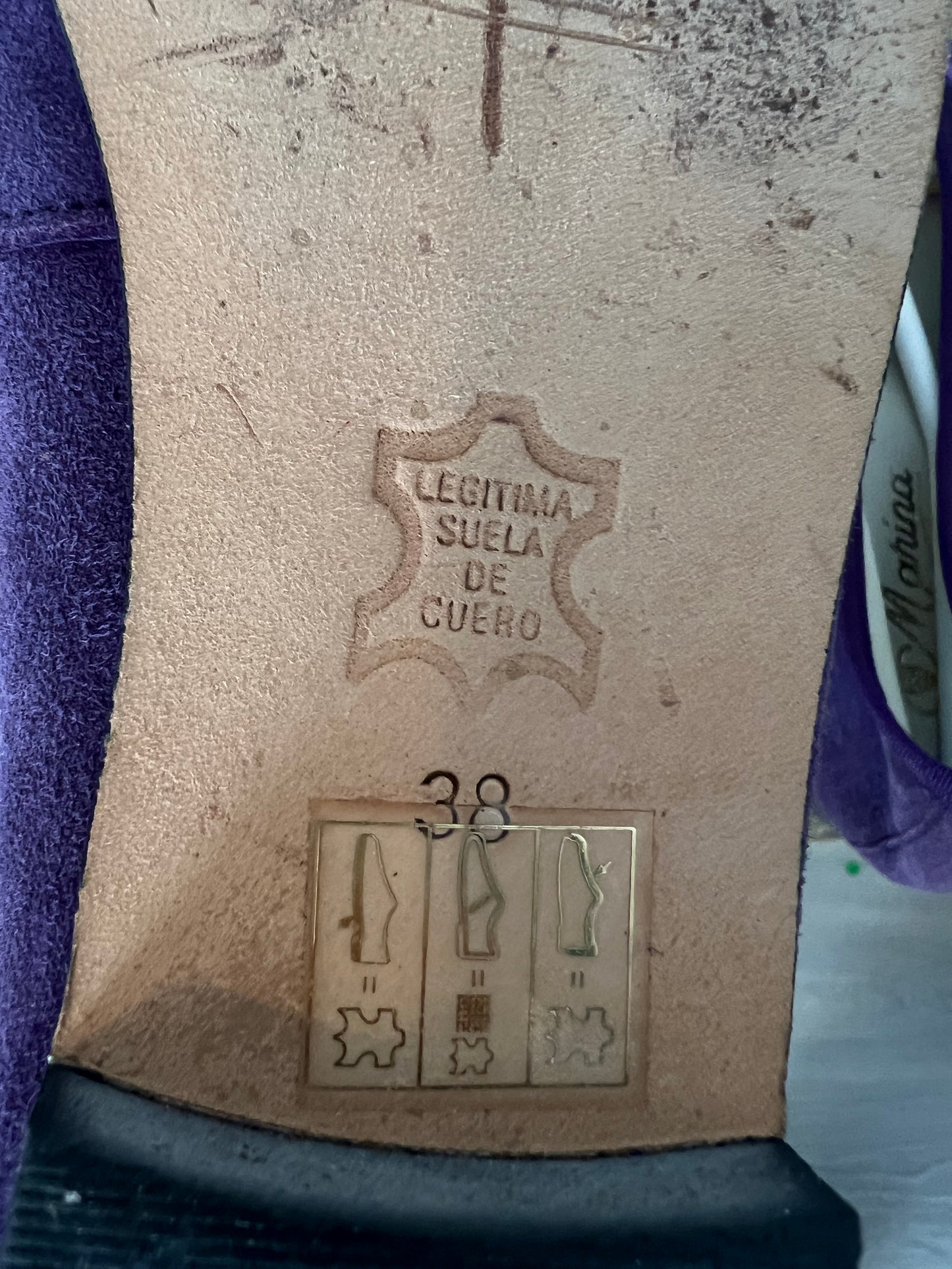 MARINA. Purple leather ballerinas. Size 38