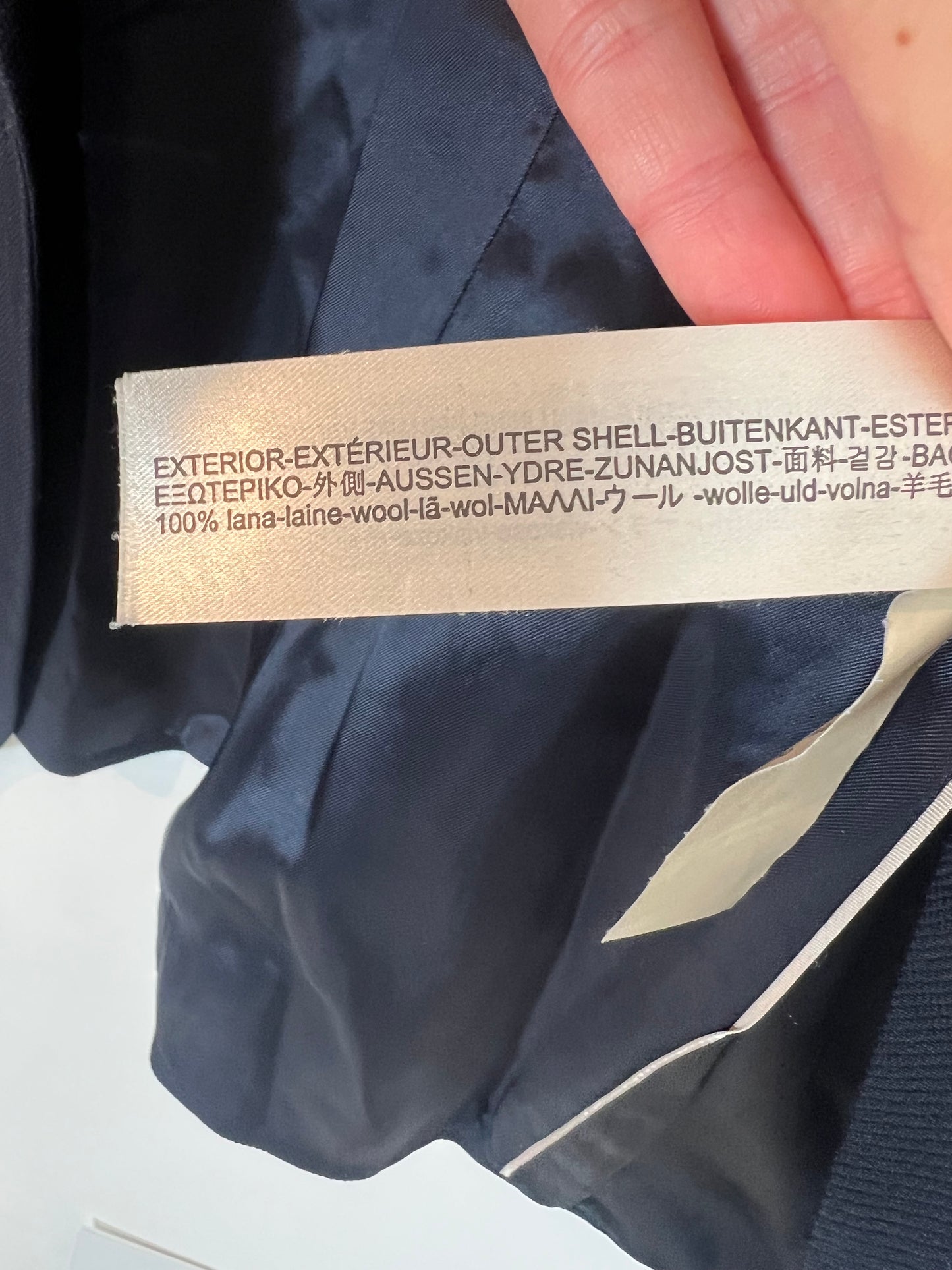 MASSIMO DUTTI. blazer azul piqué T.40