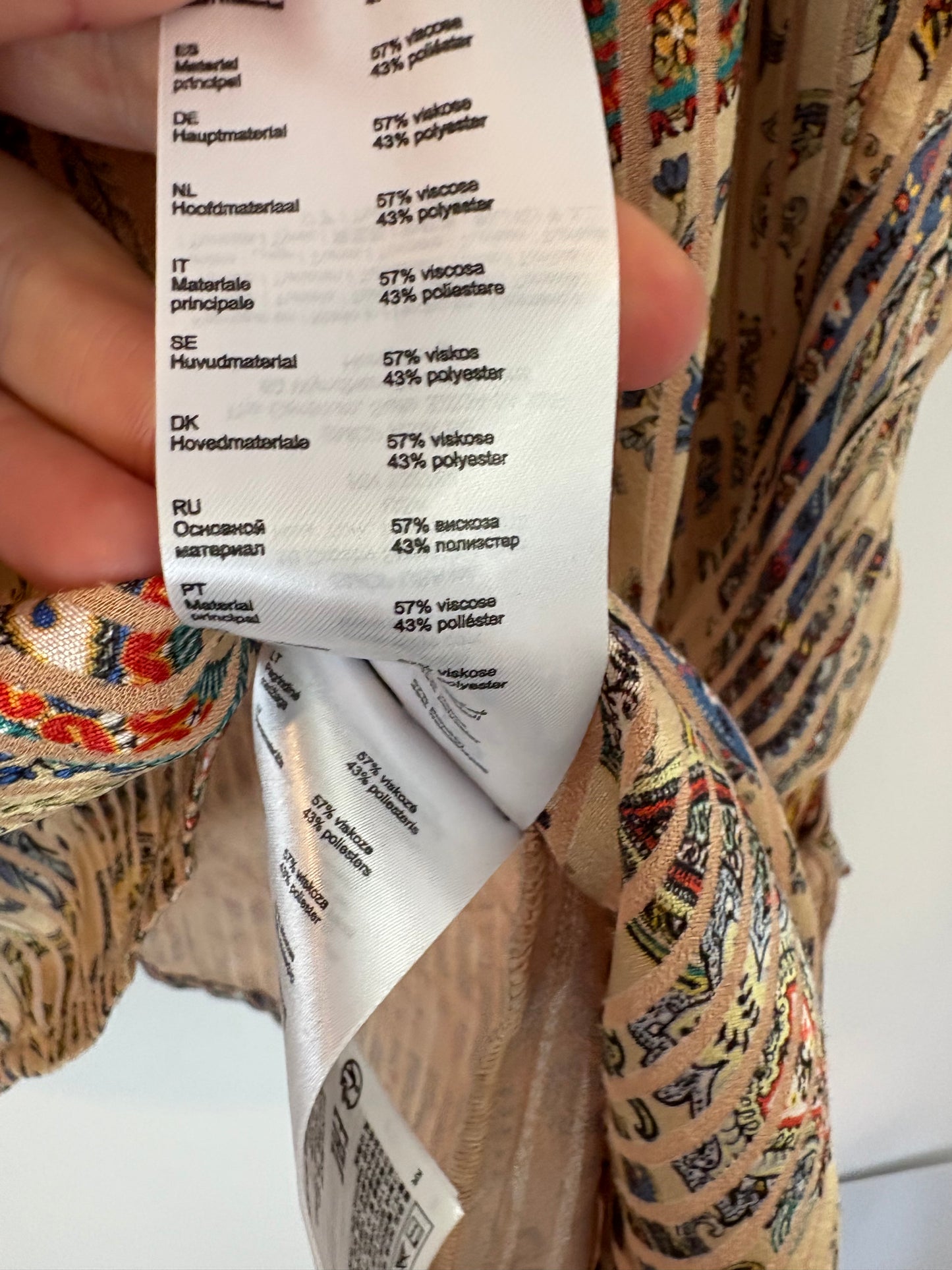 MAJE. Blusa estampada manga volante. T S