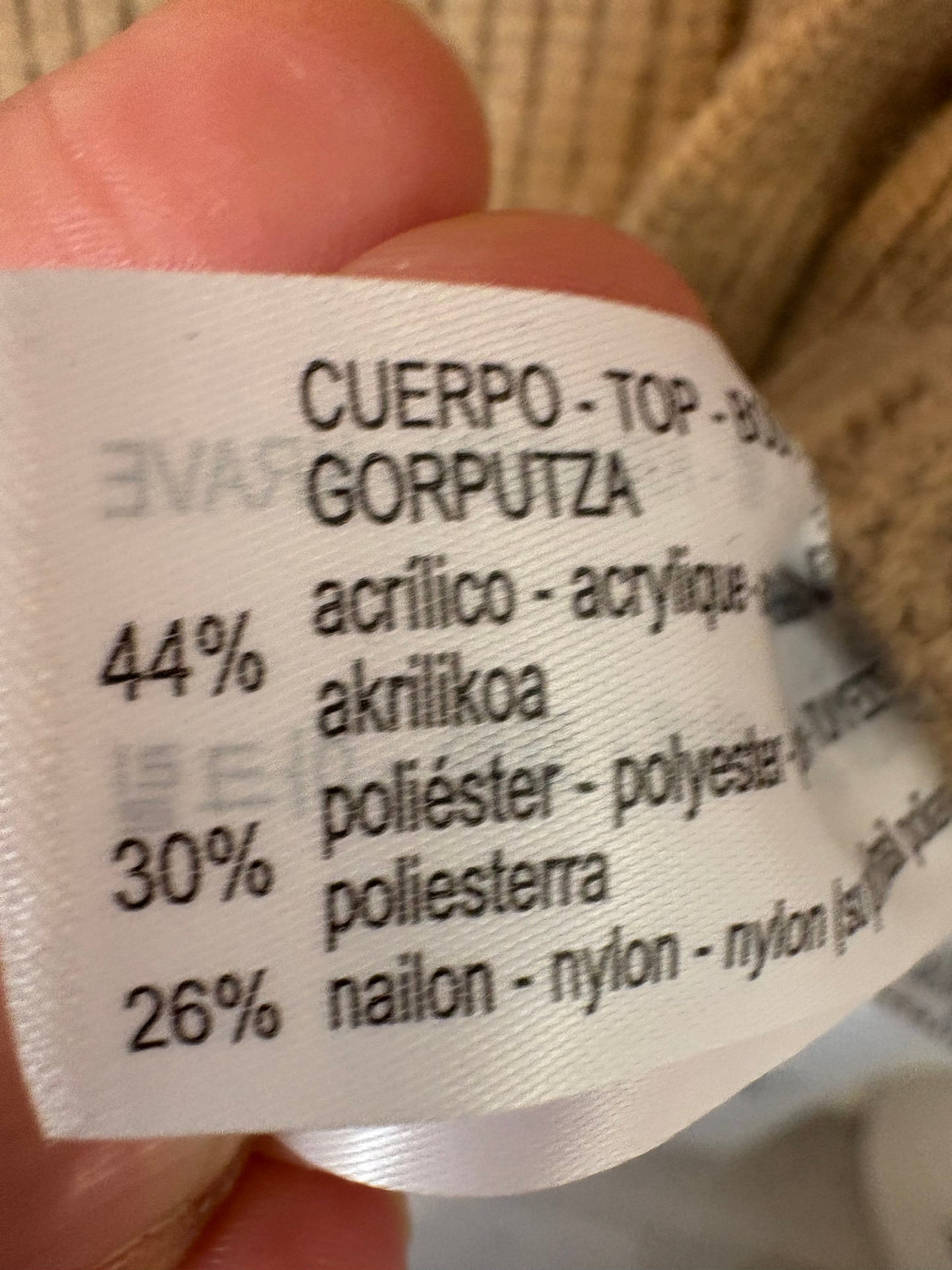 ZARA. Chaqueta punto grueso cuello