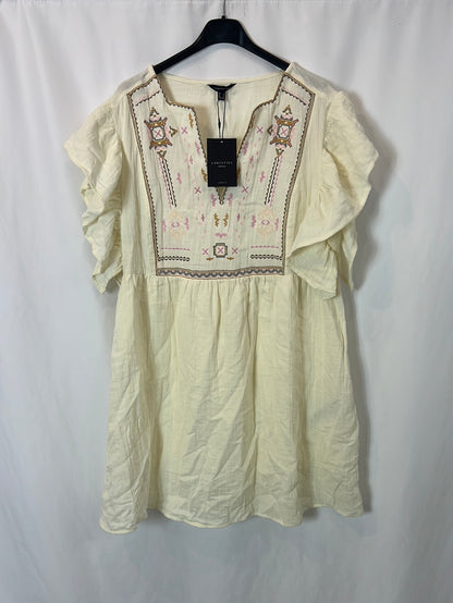 CORTEFIEL. Vestido beige corto bordado T.s