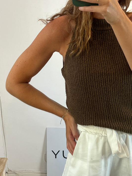 MANGO. Top punto halter verde. T L