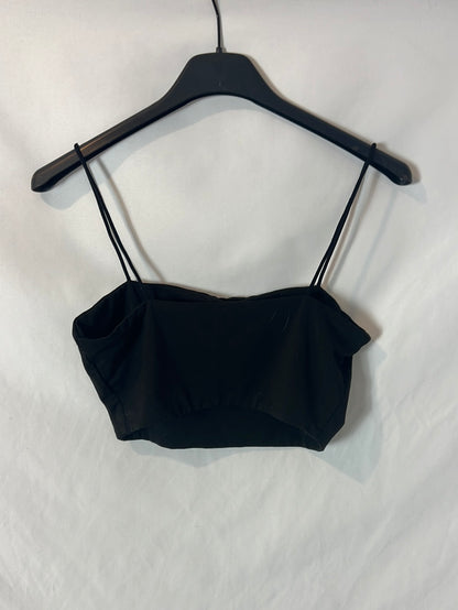 SHEIN. Croptop negro  licra T.s
